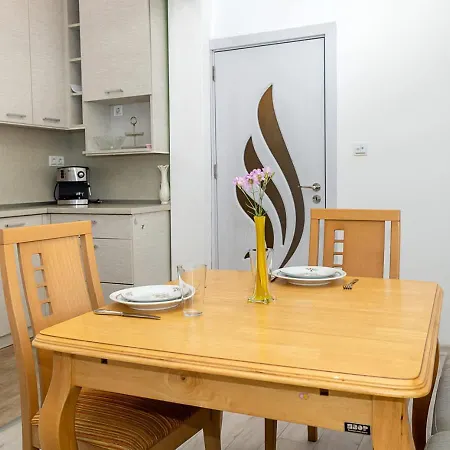 Comfortable Near The Sea Garden & By Flat Mаnager Appartement *